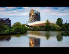 Descubre la fascinante historia del vino en el Museo del Vino de Burdeos: un imperdible para los amantes del turismo enológico