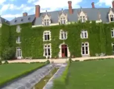 Descubre la magia de Normandía en el Hotel Château de l’Épinay: tu destino ideal para un viaje de turismo