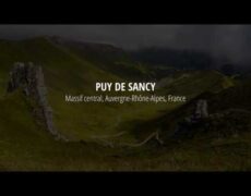 Descubre la majestuosa Montaña de Puy de Sancy en un viaje turístico por Auvernia-Ródano-Alpes