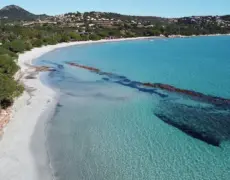 Descubre la espectacular Playa de Plage de Palombaggia en tu próximo viaje a Córcega